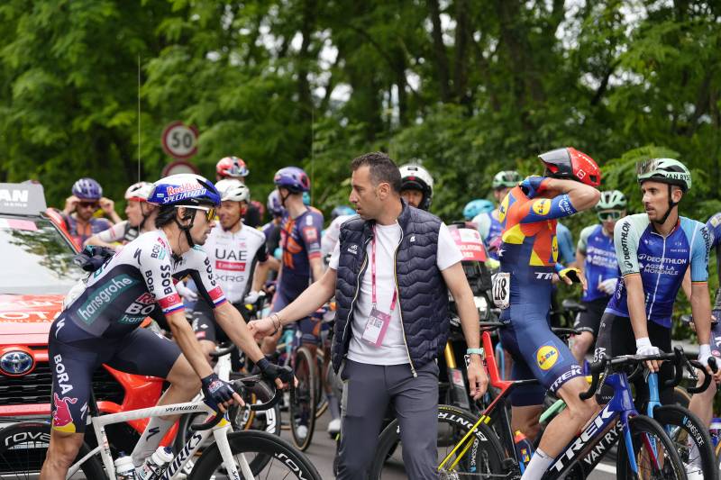 Giro 2025 tappa 6 sospensione gara