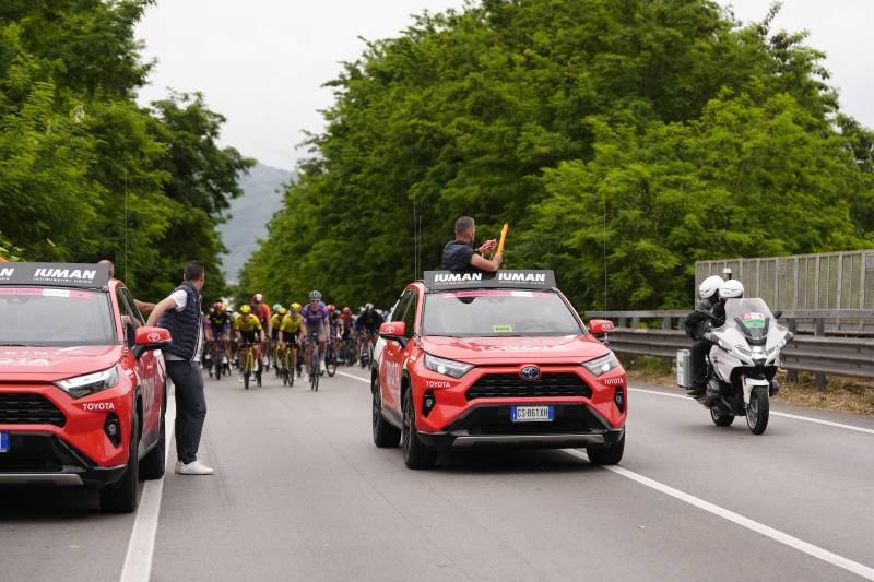 Giro 2025 tappa 6 ripresa gara