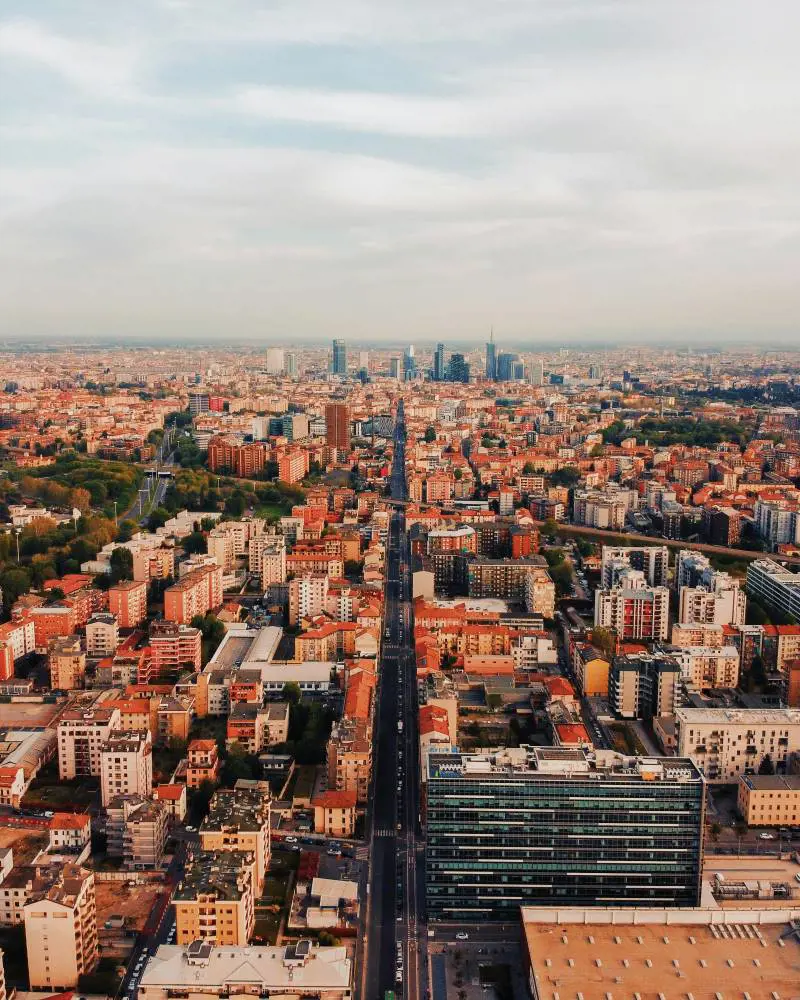 Auto e case green. Per 6 lombardi su 10 le città "sostenibili" non sono sostenibili