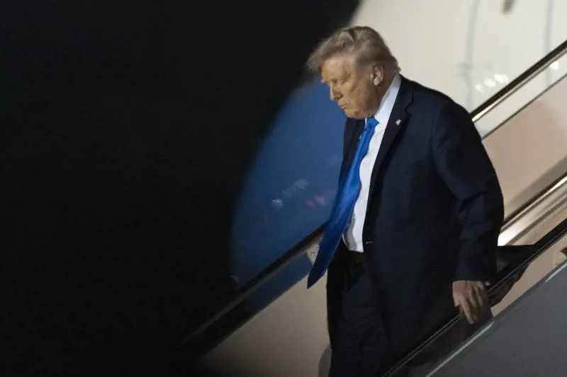 Allarme sicurezza alla Casa Bianca: cosa succede tra Trump e gli 007