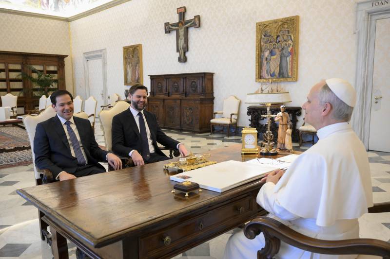 Vance in Vaticano da Leone XIV e Trump lo invita alla Casa Bianca