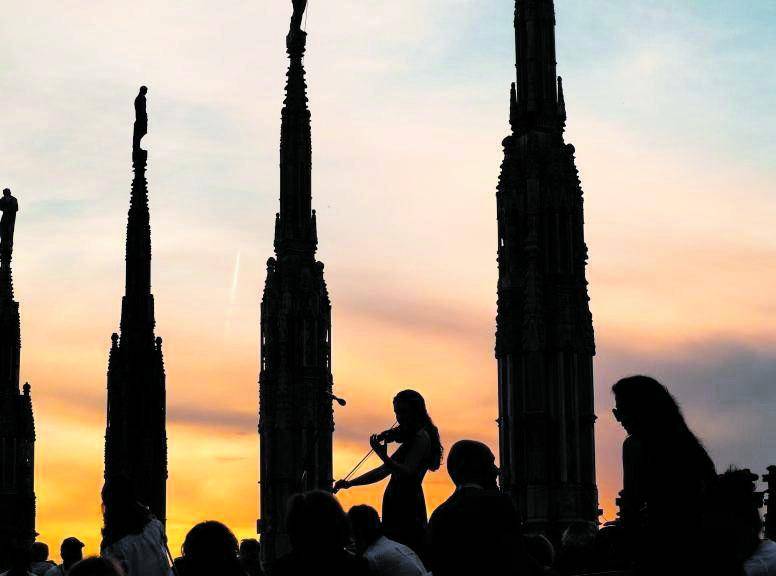 Musica e tramonto, torna l'appuntamento tra le guglie del Duomo