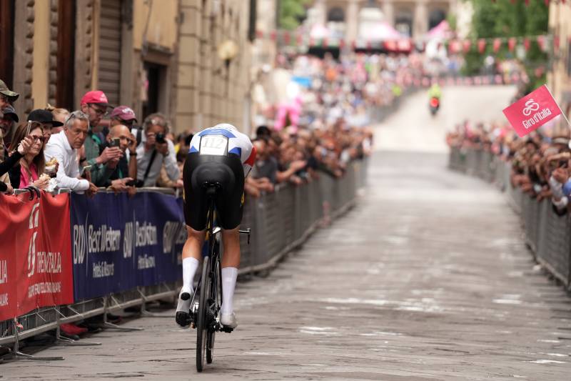 Giro 2025 tappa 10 Hoole