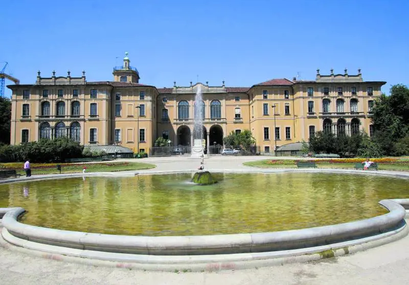 Palazzo Dugnani sarà polo scientifico o dei media