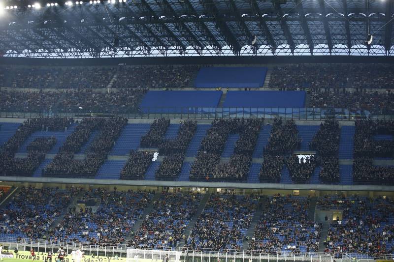 Milan, le due macchie gravi della contestazione