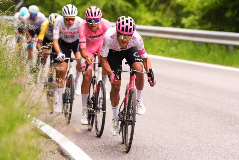 Giro 2025 tappa 15 Carapaz Del Toro