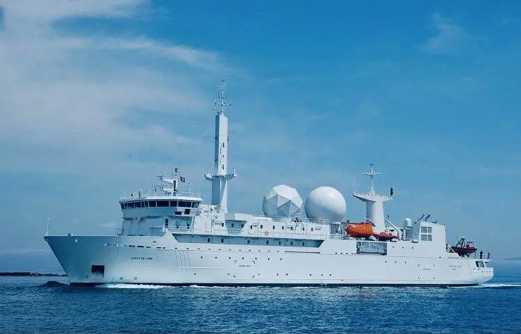 Caccia high-tech alla flotta ombra russa: tensione alle stelle nel Mar Baltico