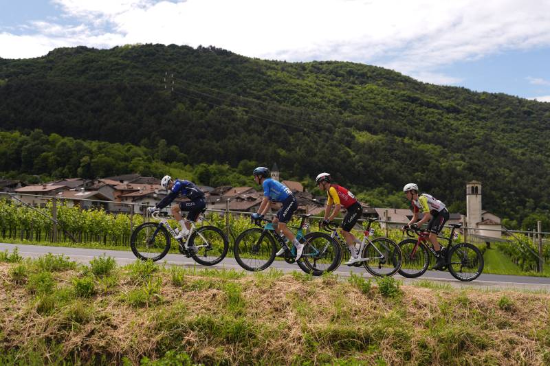 Giro 2025 tappa 16 fuga