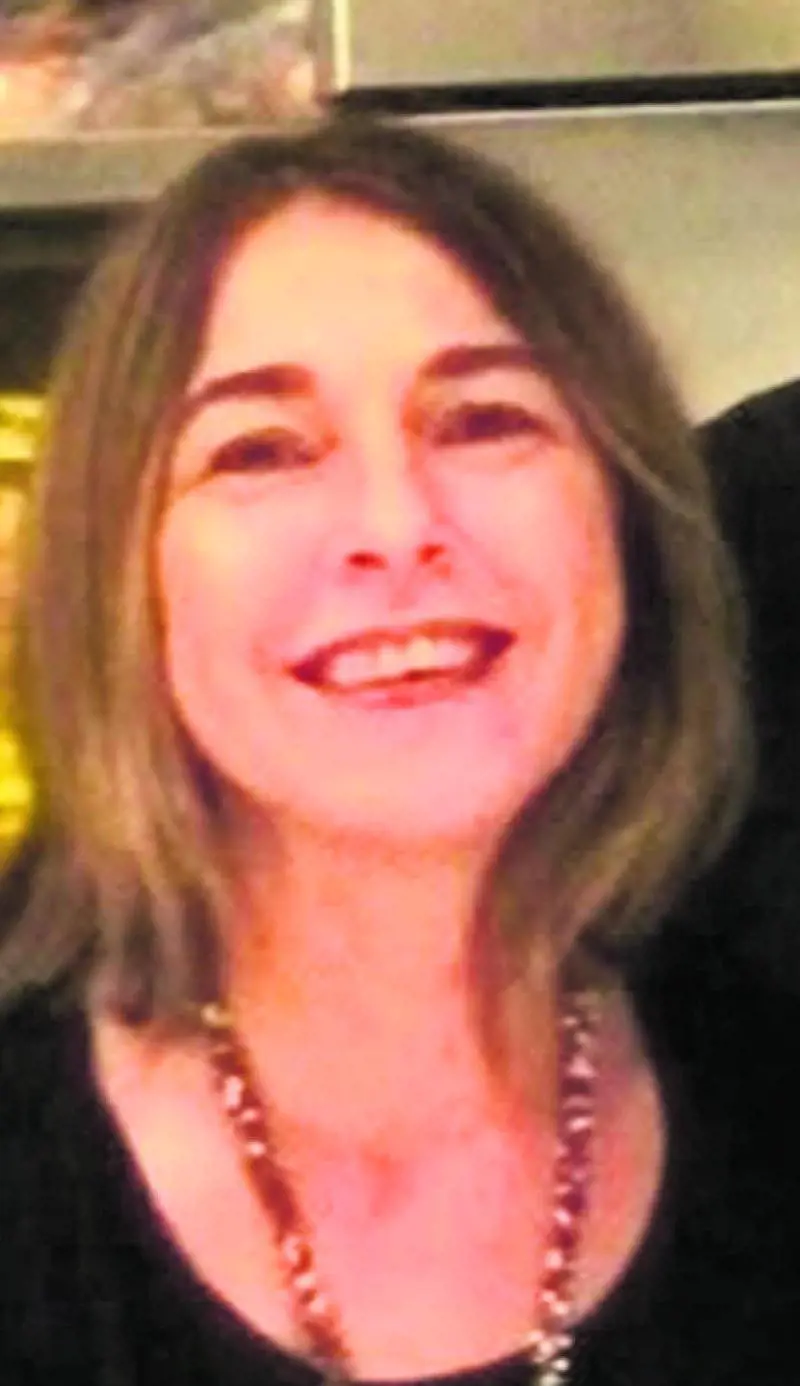 Morto in casa, la moglie è indagata: "Avevamo assunto parecchie droghe"