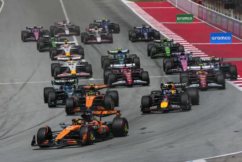 Meno male che ci sono Charles e Max