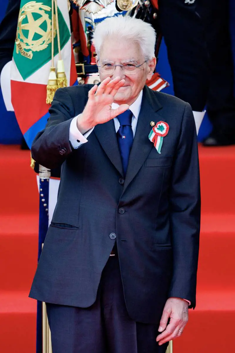 Il 2 Giugno delle forze armate. "Illusione la pace garantita"