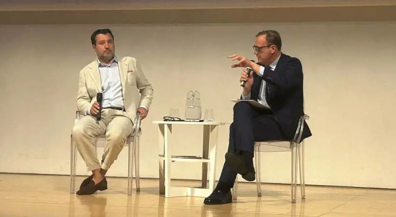 Salvini: "Ponte opera più grande dell'Occidente". Poi l'attacco alla Cgil