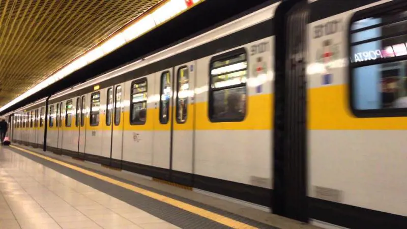 Milano, chiudono due fermate della metro per lavori: cosa sapere