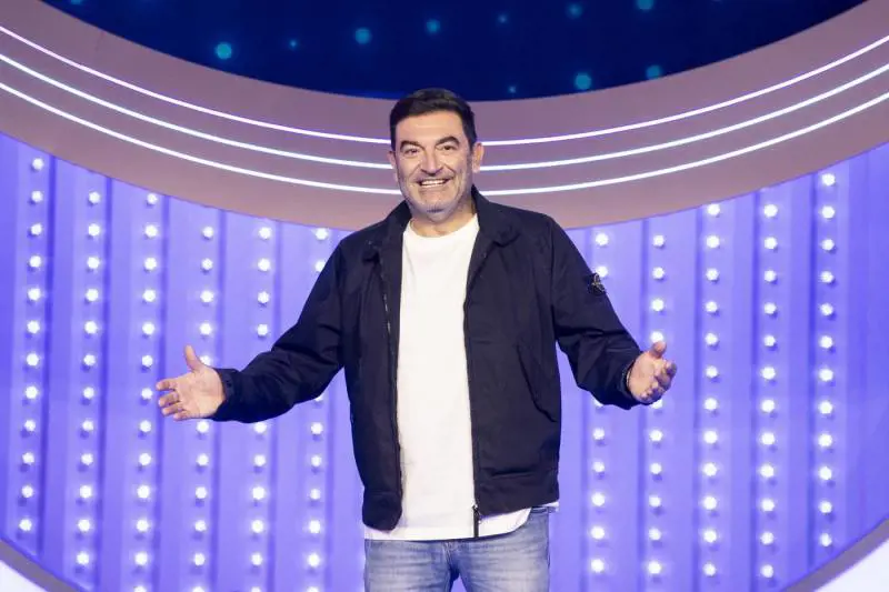Max Giusti via dalla Rai. Cosa è successo e dove lo vedremo in Mediaset