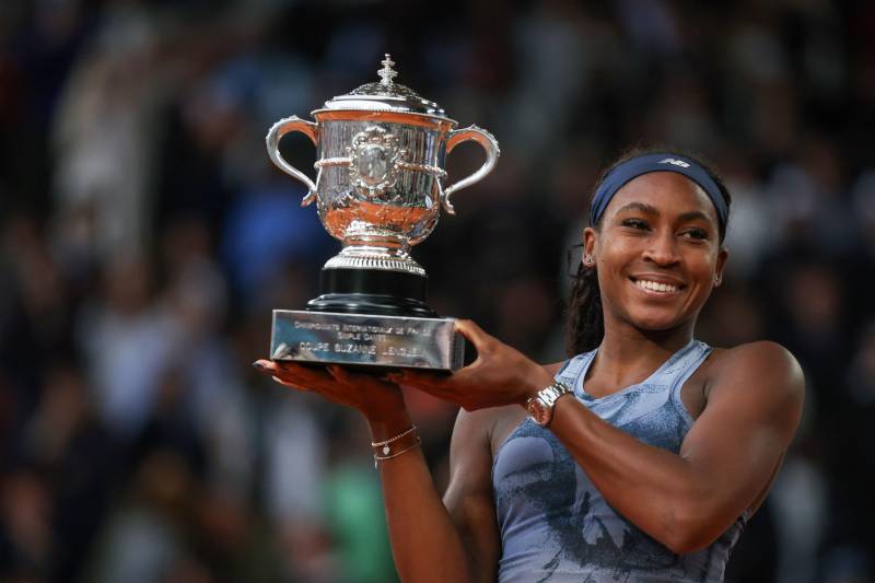 Roland Garros, la regina è Coco Gauff: Sabalenka rimontata, vittoria in tre set