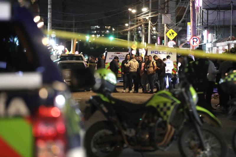 Colombia, spari al comizio. Grave il candidato Uribe. L'attentatore ha 15 anni