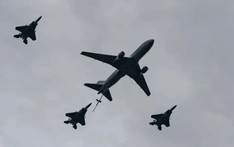Flotta di aerocisterne in volo verso l'Europa: cosa c'è dietro la mossa Usa