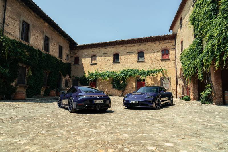 Porsche e Ferragamo, due vetture speciali per celebrare i 40 anni di legame con l'Italia
