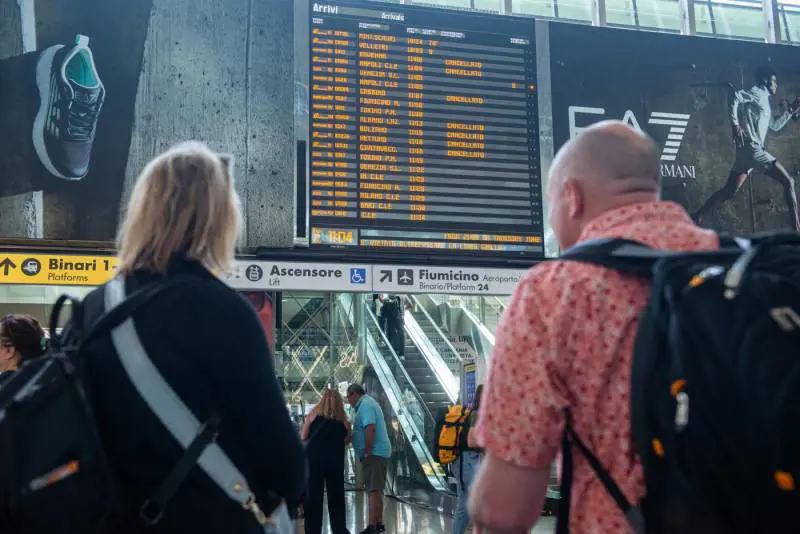 Sciopero nazionale dei treni oggi e domani: ecco cosa c'è da sapere 
