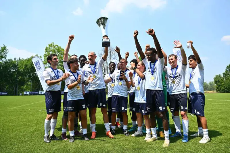 BMW in tour, disputata a Milanello la finalissima di calcio nel segno dell’inclusività