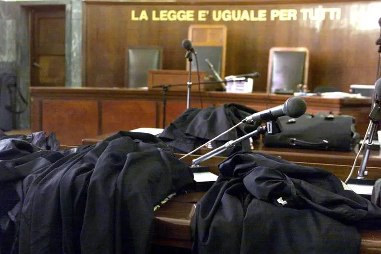 Carriere separate e avvocato in Costituzione
