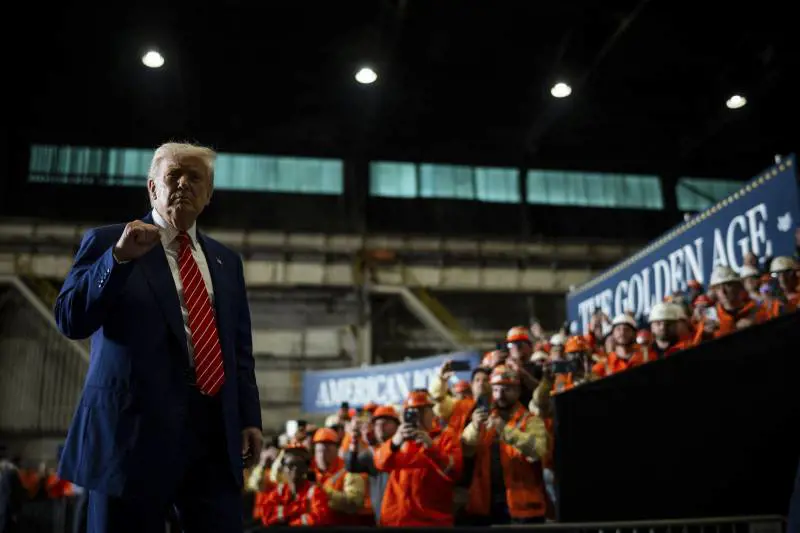 Gli americani approvano la dottrina Trump: così i raid contro Teheran rilanciano il tycoon