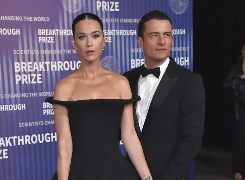 Il fast food, la proposta in elicottero, la prima crisi nel 2017: la storia d'amore tra Orlando Bloom e Katy Perry