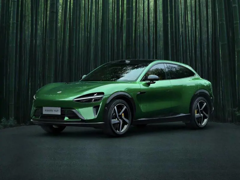 Xiaomi si lascia ispirare da Ferrari e fa il pieno di vendite con il suo Suv