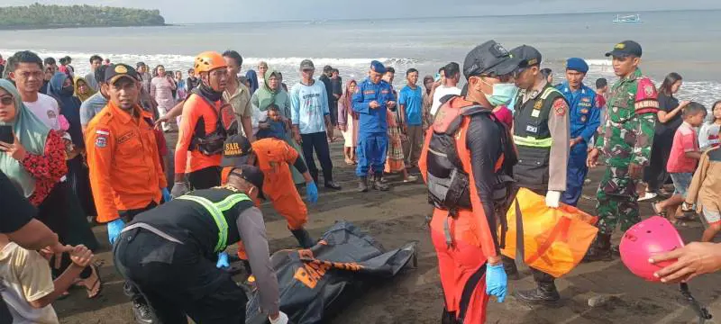 Bali, affonda traghetto: 5 morti, 37 dispersi