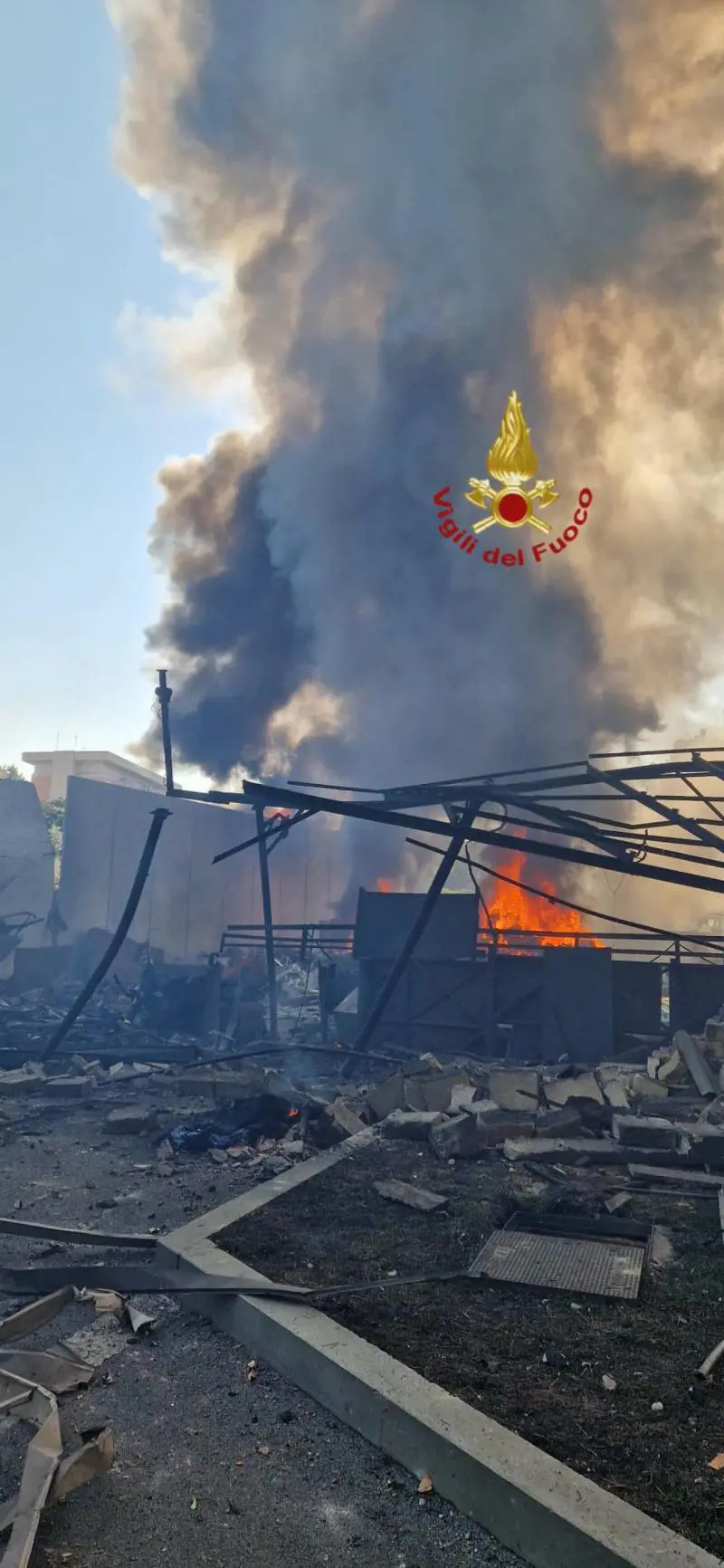 Esplosione del distributore a Roma, muore l'ispettore Eni Claudio Ercoli