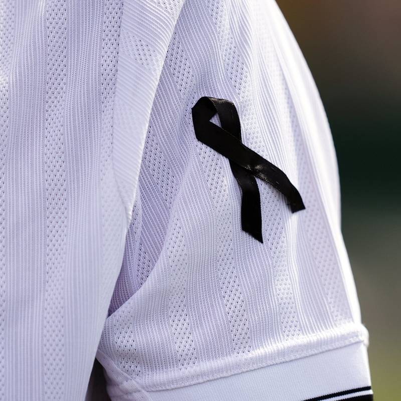 Black ribbon