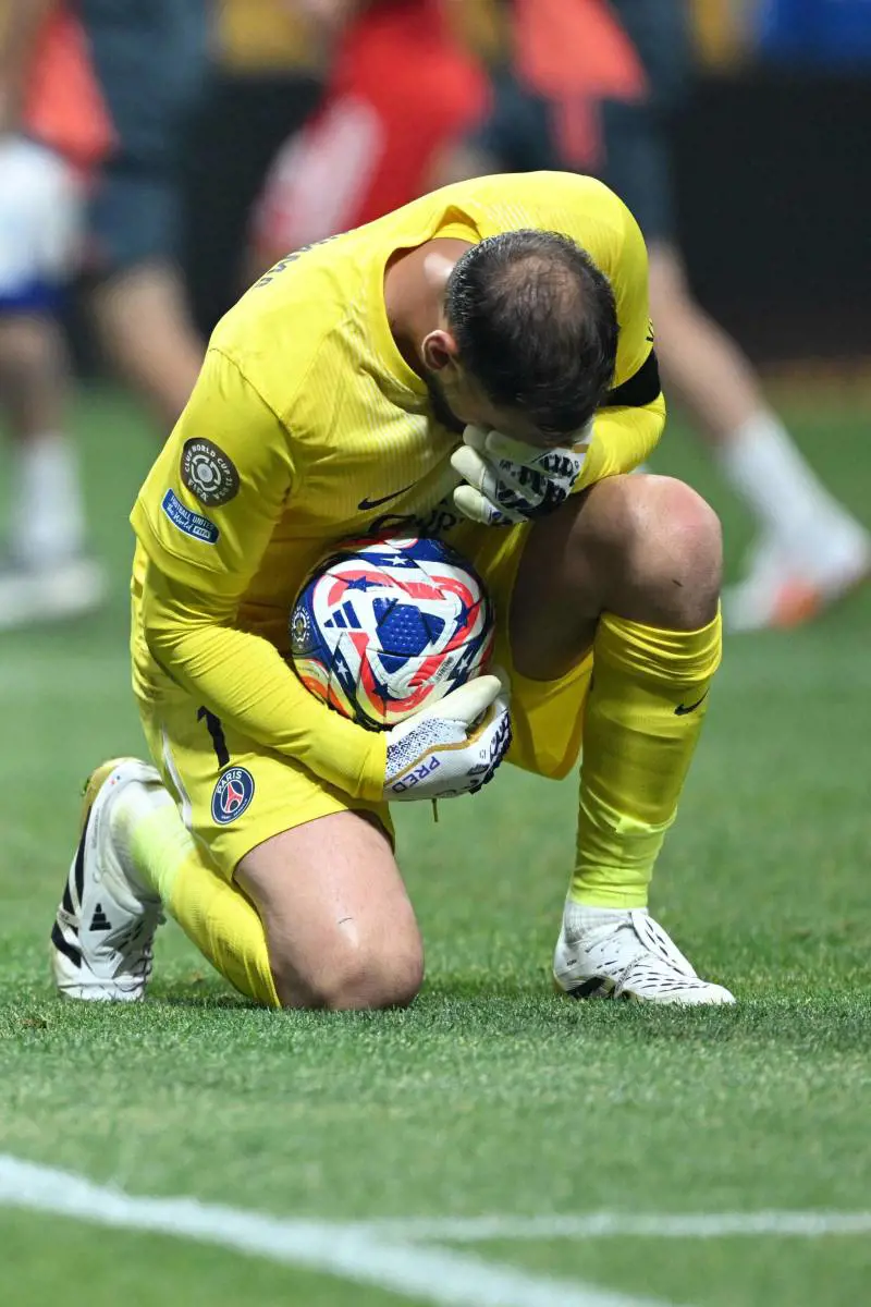 Giù le mani da Gigio