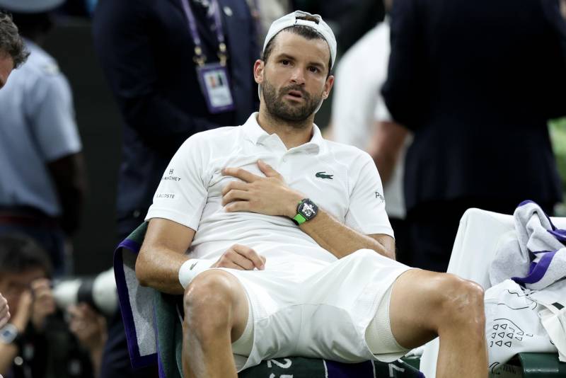 Wimbledon, Dimitrov choc: si ritira per un infortunio al pettorale, Sinner avanza ai quarti