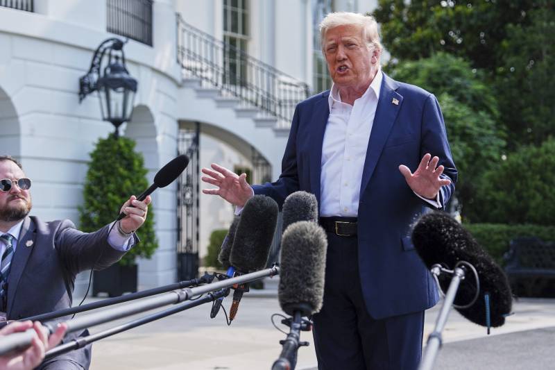 Fallita la mediazione Usa-Ue: Trump annuncia dazi al 30% sui prodotti europei