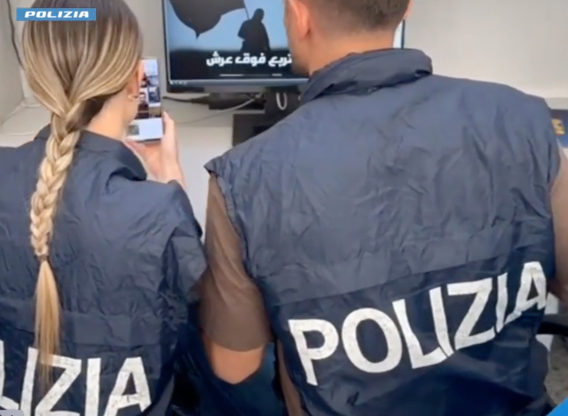 Si addestrava per compiere un attentato: in manette un 16enne iraniano