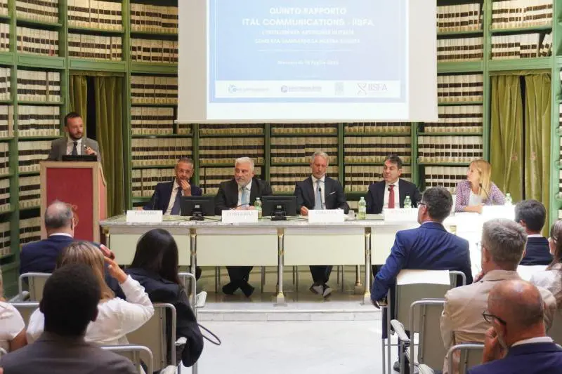 L'Intelligenza Artificiale in Italia. Quinto Rapporto Ital Communications-IISFA, il 77% usa l’IA, ma solo il 7% la conosce bene