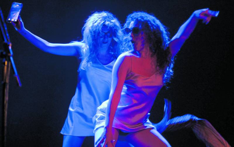 Il Terzo Segreto di Satira debutta in teatro con l'Iliade