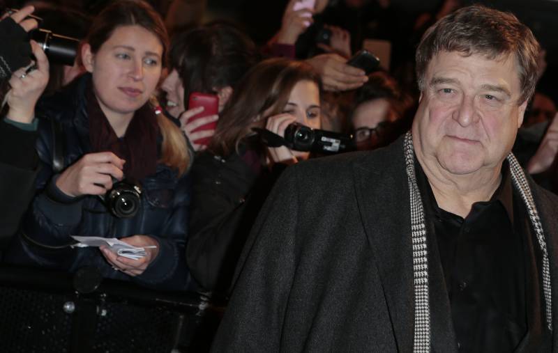 John Goodman, la dieta che gli ha fatto perdere 90 chili: ecco come è cambiato l'attore