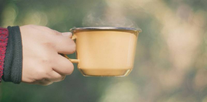 Tazza con acqua calda