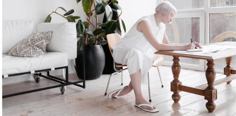 Look total white con infradito