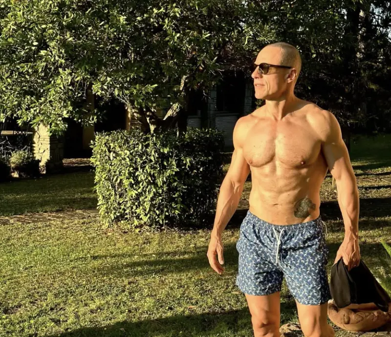 Trainer, meditazione e ginnastica all’alba. Ora Accorsi è d’acciaio