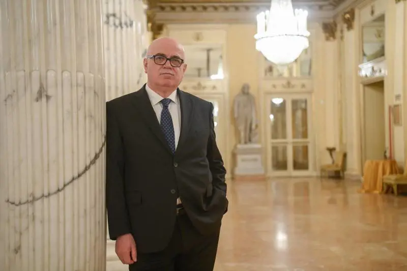 "La Scala è come un tempio laico, ha bisogno di un'identità forte"