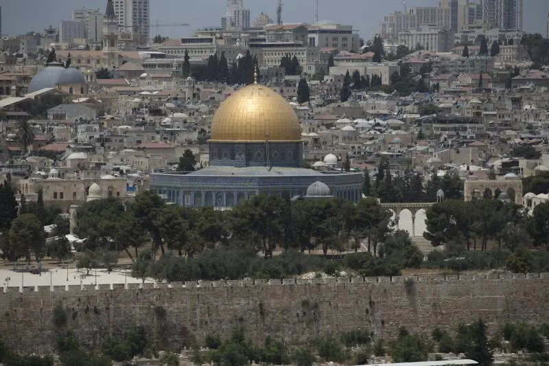 Coloni israeliani assaltano la moschea Al-Aqsa. Hamas: "Restituiremo il corpo di un altro ostaggio"