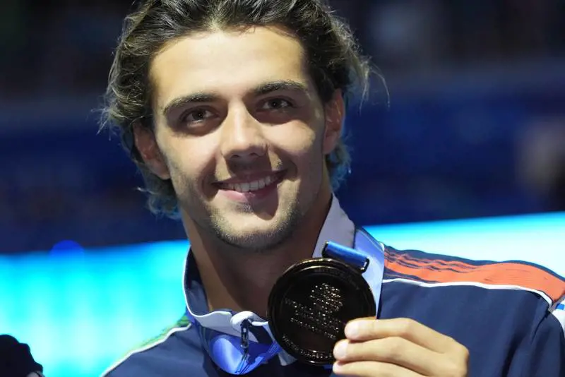 Thomas Ceccon, chi è il sex symbol (single) che ha vinto il bronzo: "Ho scoperto un tradimento sui social e sono andato in terapia"