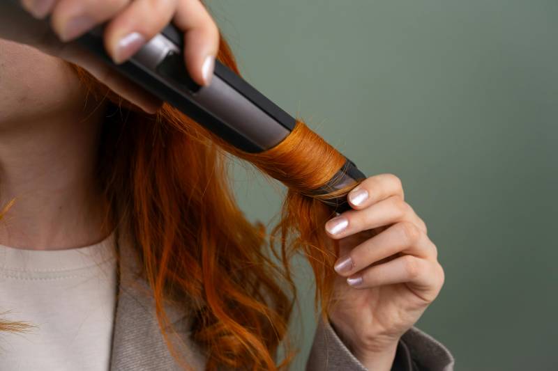 capelli mossi piastra