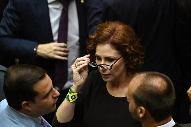 Arrestata a Roma Carla Zambelli, deputata italo-brasiliana condannata per hackeraggio