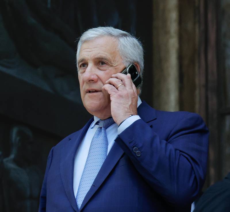 L'attacco di Mosca a Mattarella: "È russofobo". Meloni: "Ennesima provocazione". E l'Italia reagisce