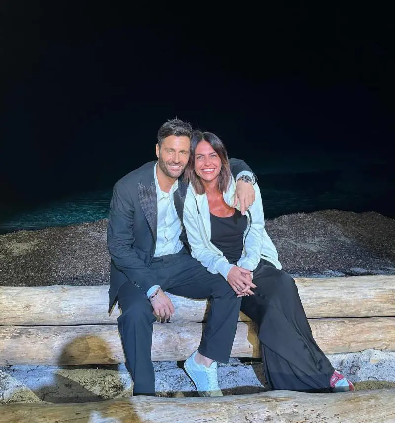 Filippo Bisciglia: “Le tentatrici mi piacciono, ma il mio amore è Pamela Camassa”. Chi è la storica compagna