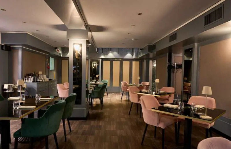 Il Vizio Milano, dove il sushi incontra il Mediterraneo