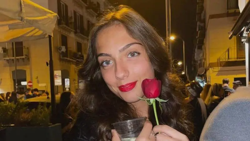 Simona Cinà, l'ex pallavolista 21enne trovata morta sul fondo della piscina a Bagheria